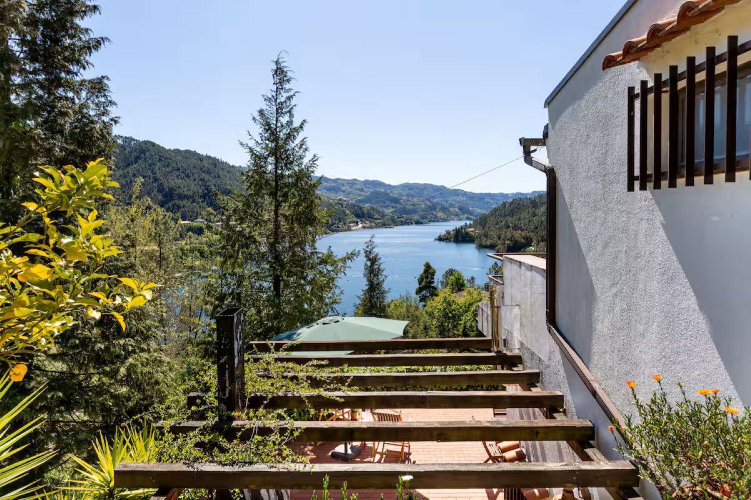 Geres Mountain Lake Views By Geres Casas Екстериор снимка