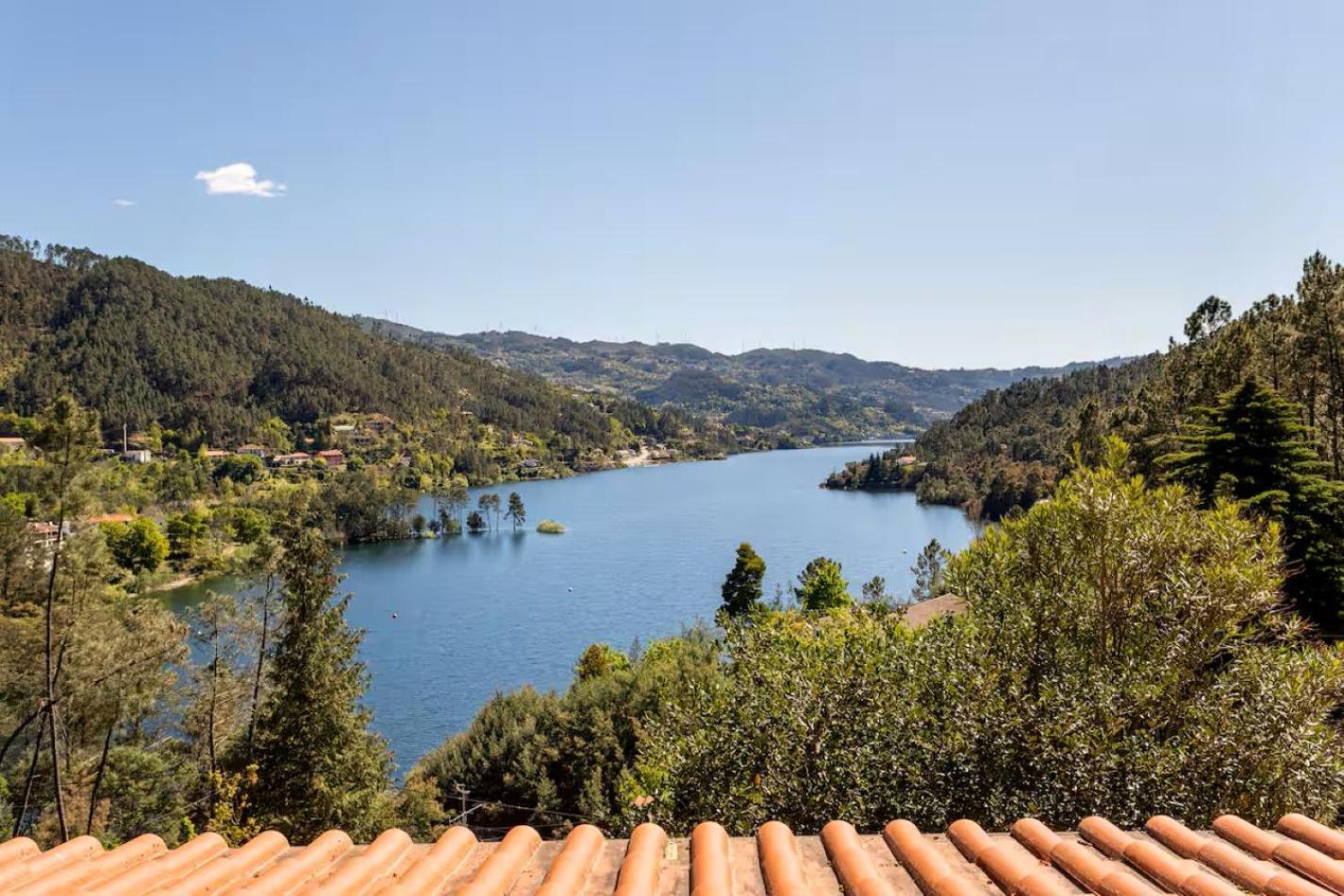 Geres Mountain Lake Views By Geres Casas Екстериор снимка